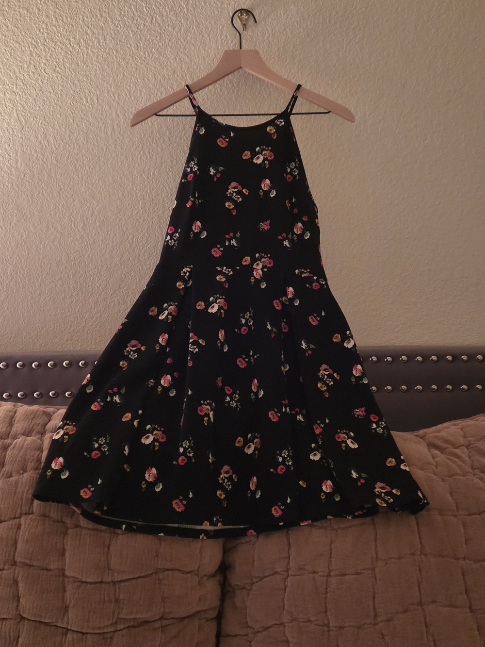 Floral Halter Casual Dress in Black